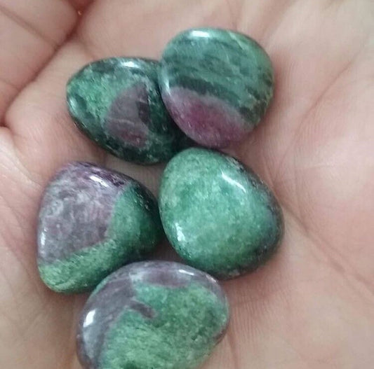 Ruby in Zoisite/Anyolite /Tumbled Ruby in Zoisite /Tumbled Anyolite