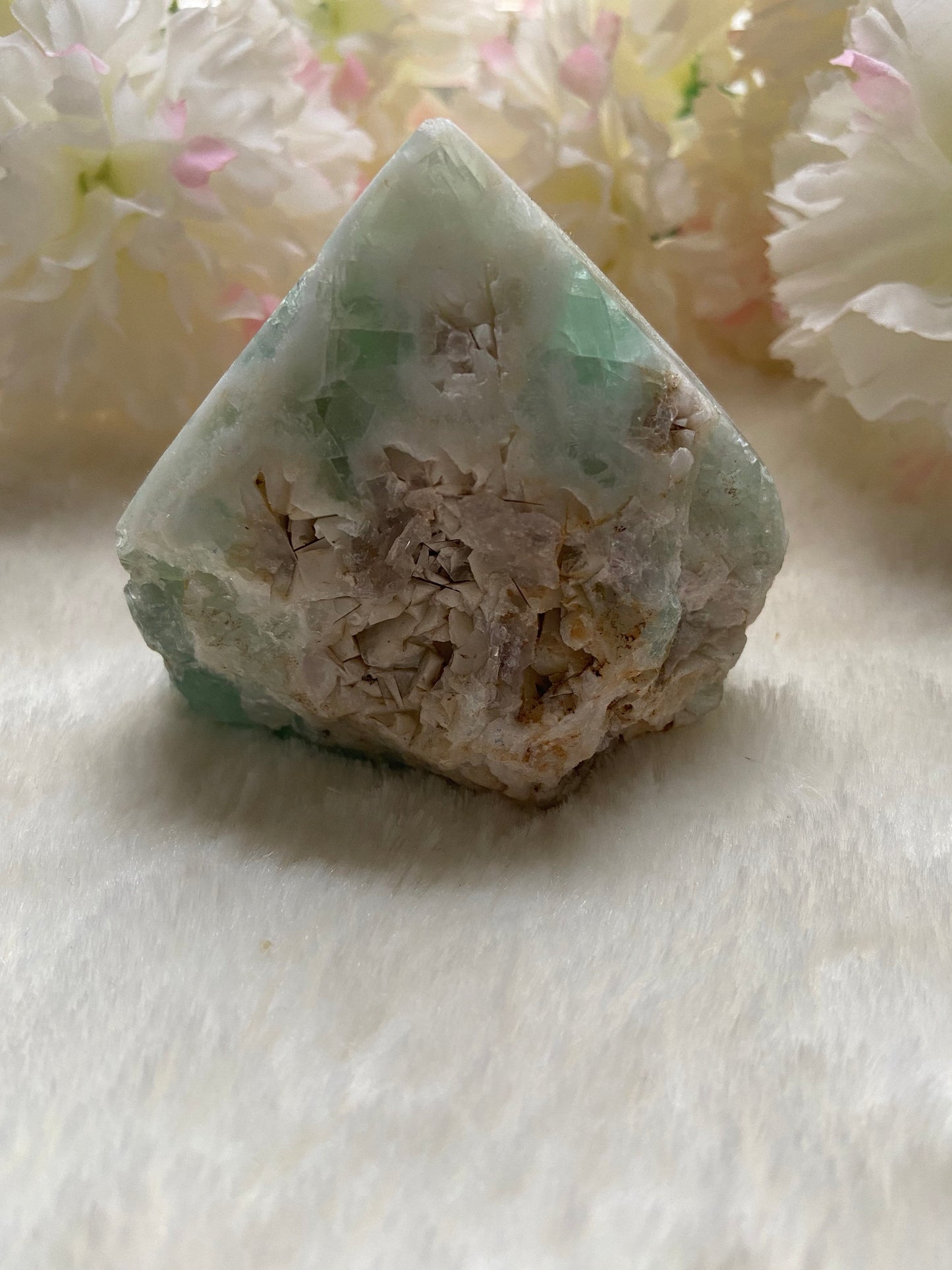 Green Fluorite Crystal-Green Fluorite Crystal Point-Green Fluorite Obelisk